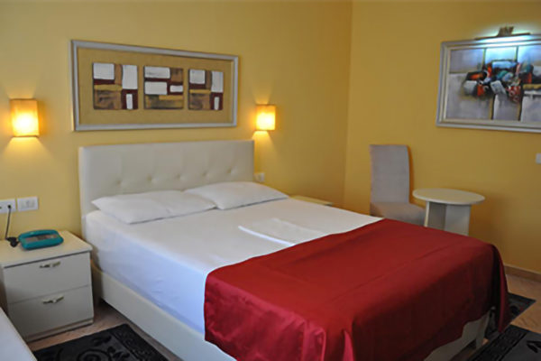 Hotel Pik Loti