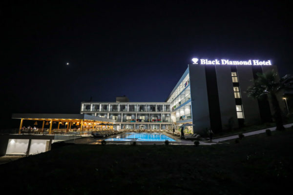Black Diamond Dhermi