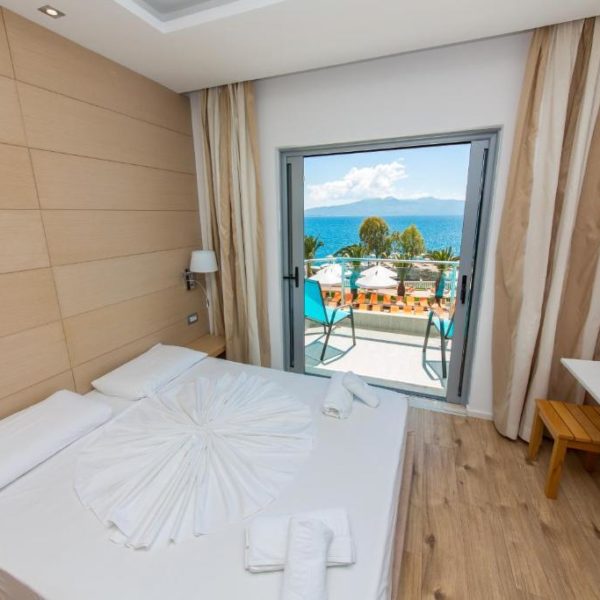 Saranda Palace