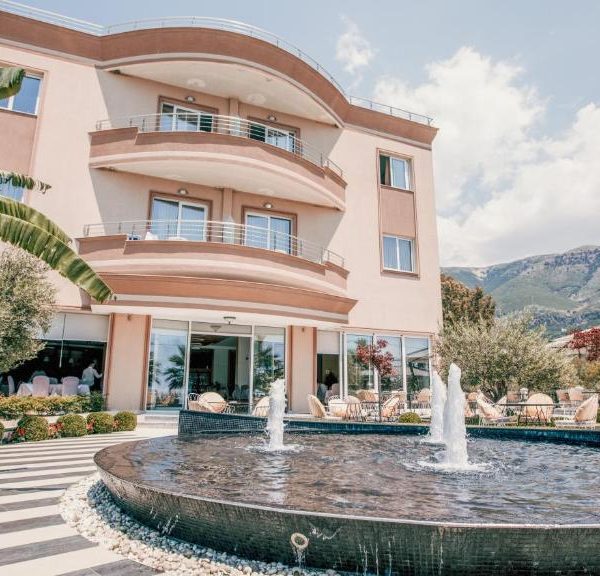 Sole Luna Hotel