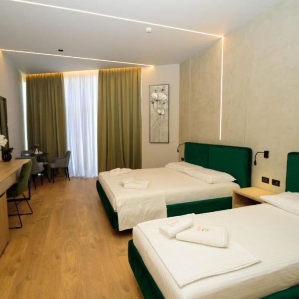 Hotel Zeneli