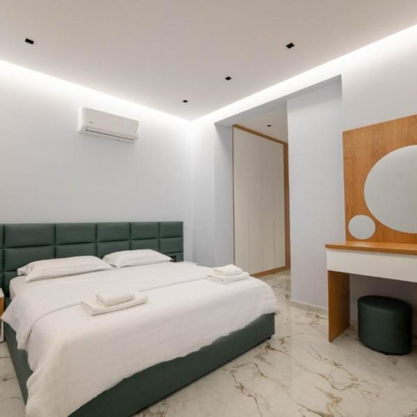 DayLux Apartments