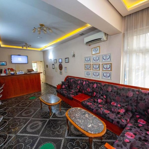 Hotel Pik Loti