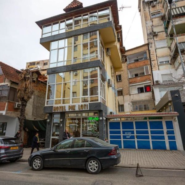 Hotel Pik Loti