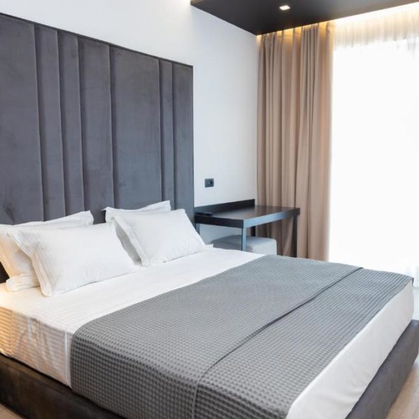 Lans Hotel