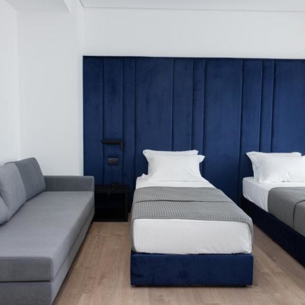Lans Hotel