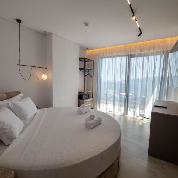 Litan Hotel