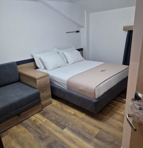Lumi i Bardhe Hotel & Restaurant