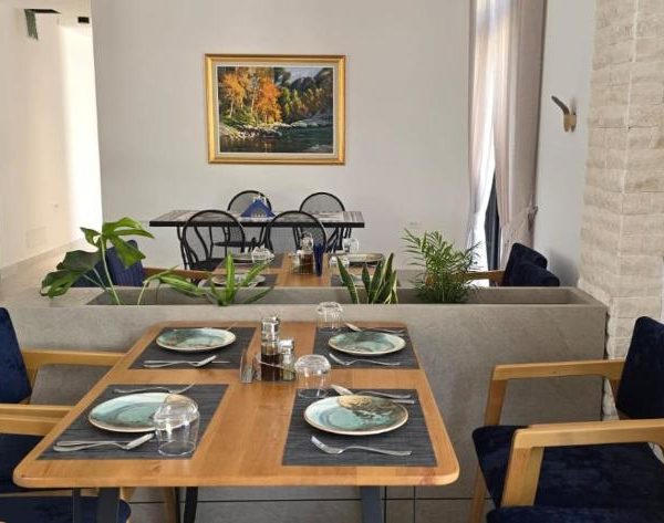 Lumi i Bardhe Hotel & Restaurant