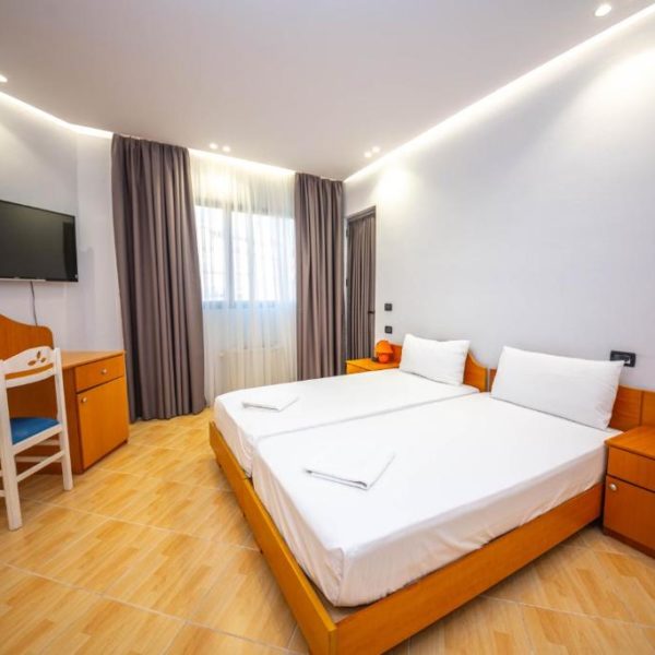 Hotel Sea Breeze