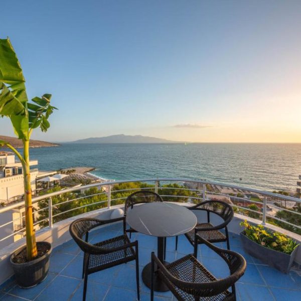 Hotel Sea Breeze