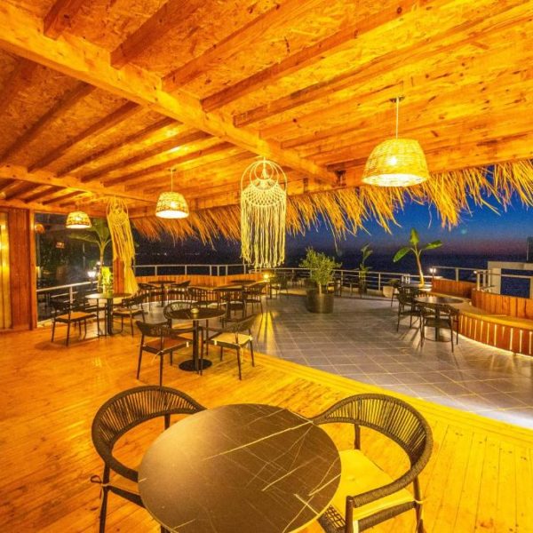 Hotel Sea Breeze