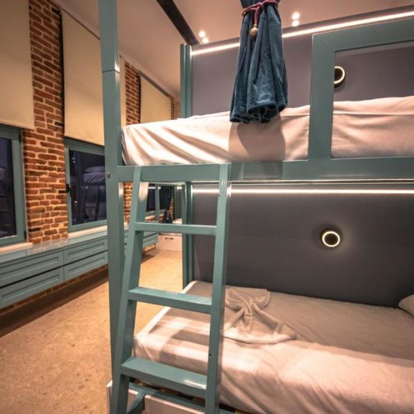 Vega 43 Hostel