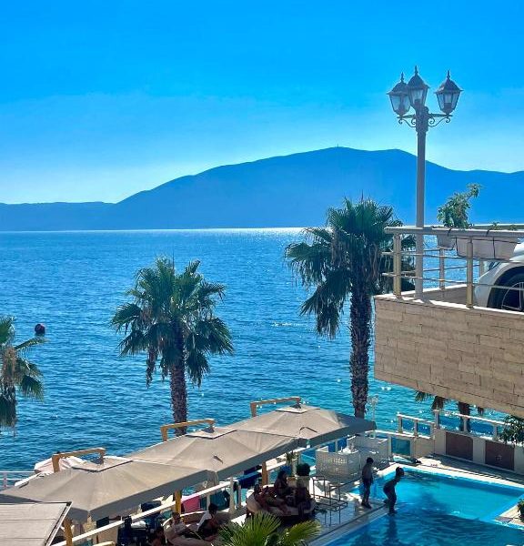 Coral Hotel & Resort