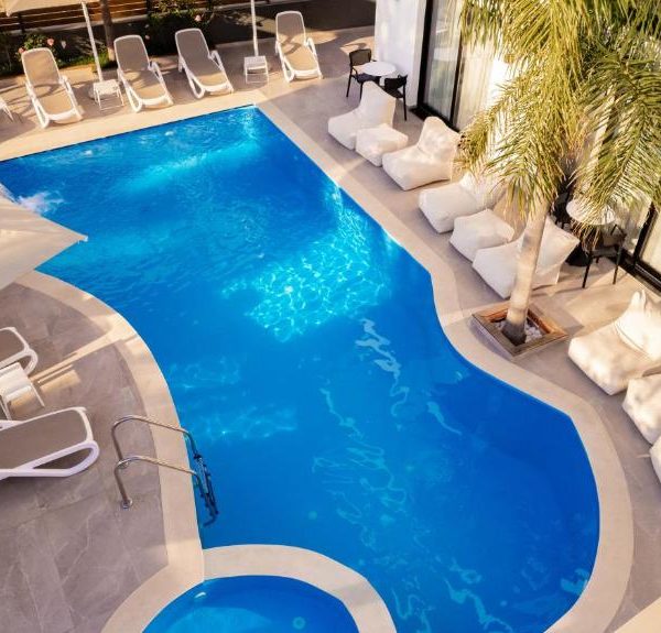 Absolute Hotel Ksamil