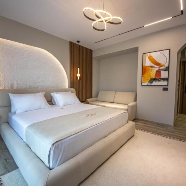Noam Luxury Hotel