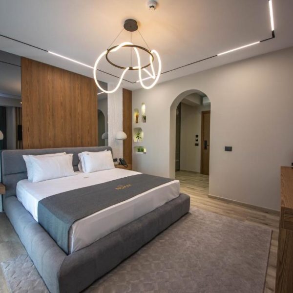 Noam Luxury Hotel