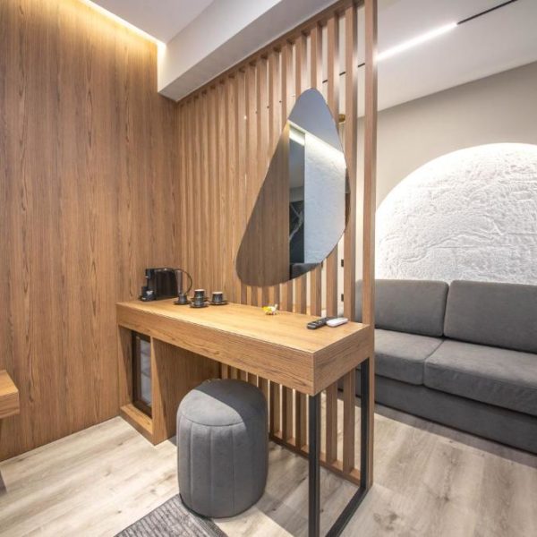 Noam Luxury Hotel