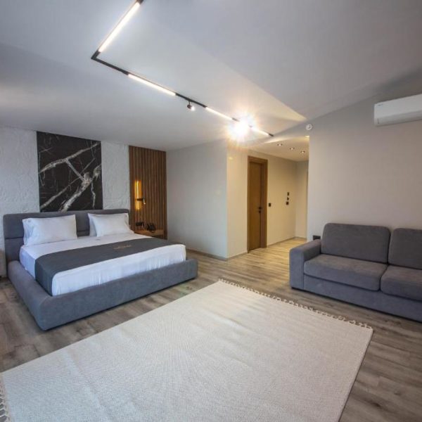 Noam Luxury Hotel