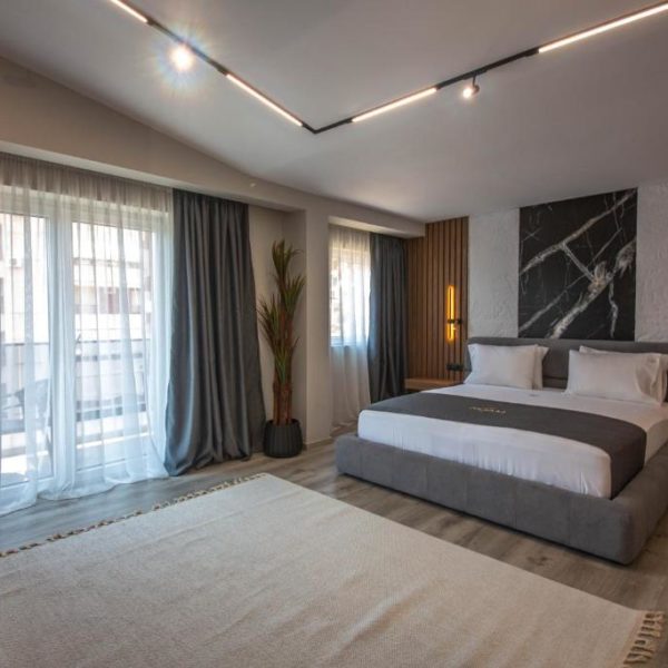 Noam Luxury Hotel
