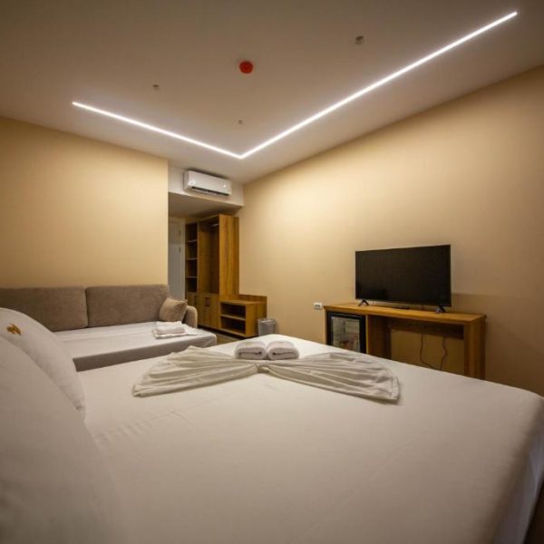 Pegasus-In Hotel Borsh