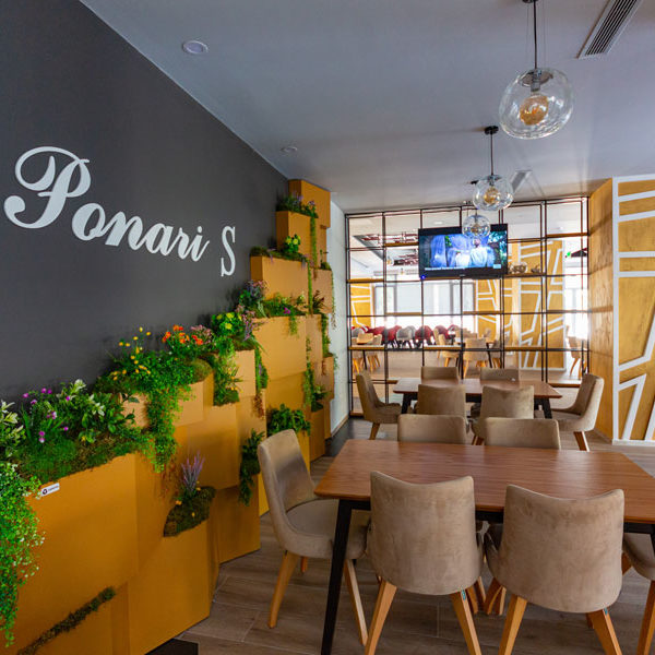 Ponari S Hotel