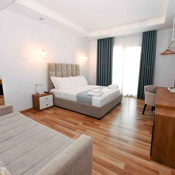 Bianco Hotel