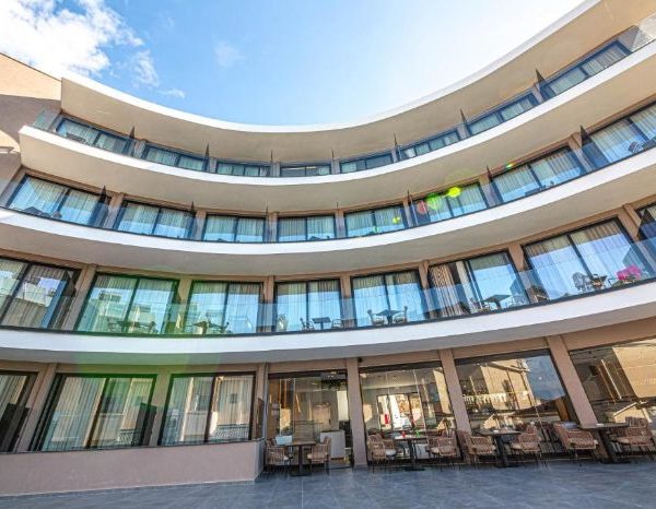 Nobbu Hotel Ksamil