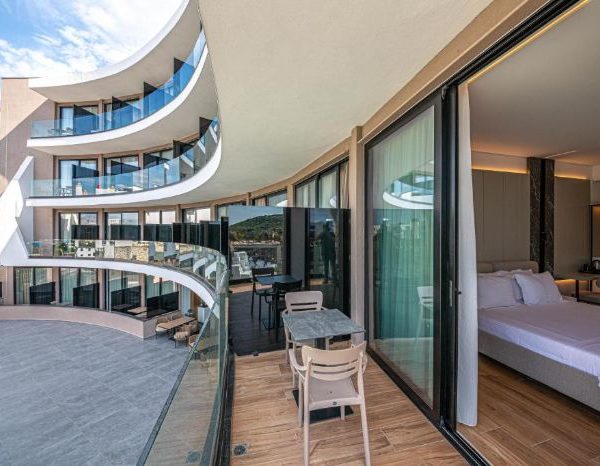 Nobbu Hotel Ksamil