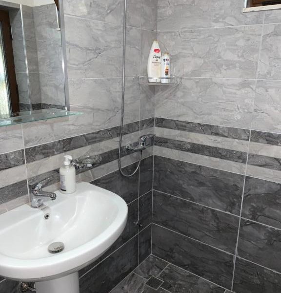 Guest House Genti