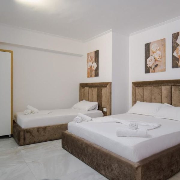 Osmani Rooms Sarande
