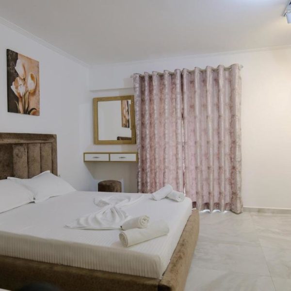 Osmani Rooms Sarande