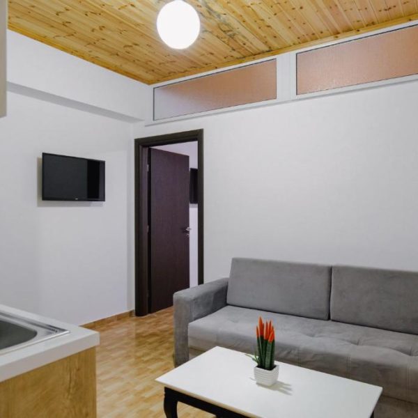 Osmani Rooms Sarande