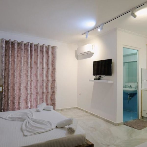 Osmani Rooms Sarande