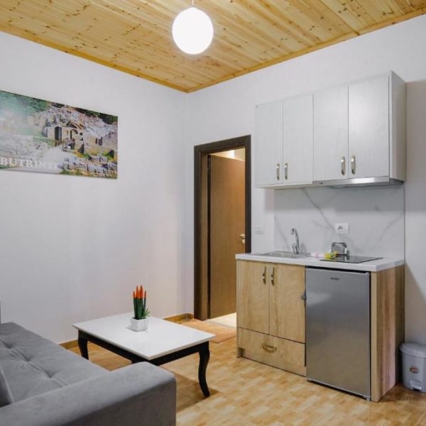 Osmani Rooms Sarande