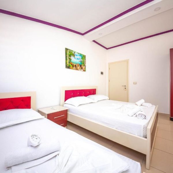 Hotel New Crystal with Private Beach
