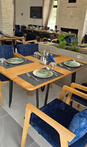 Lumi i Bardhe Hotel & Restaurant
