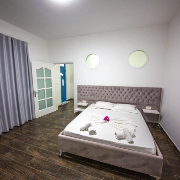 2E Villa & Homestay
