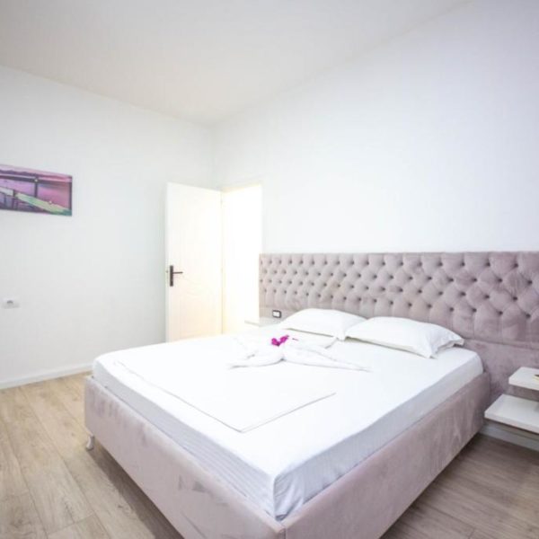 2E Villa & Homestay