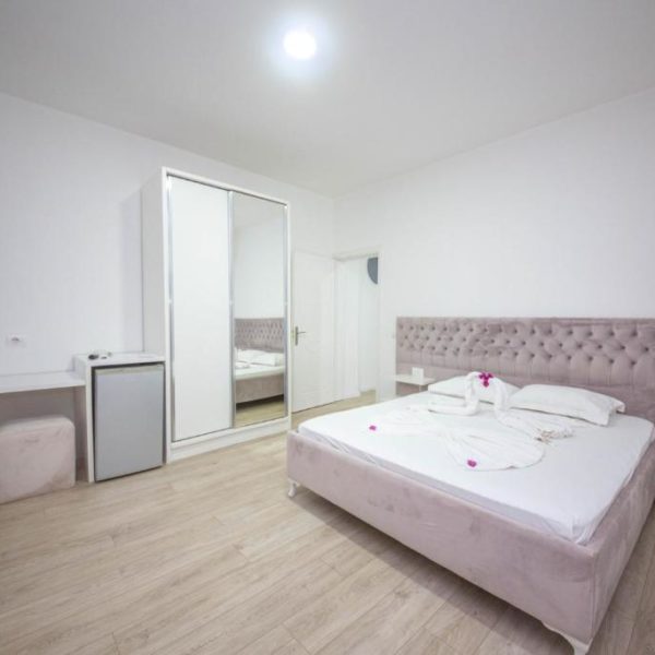 2E Villa & Homestay