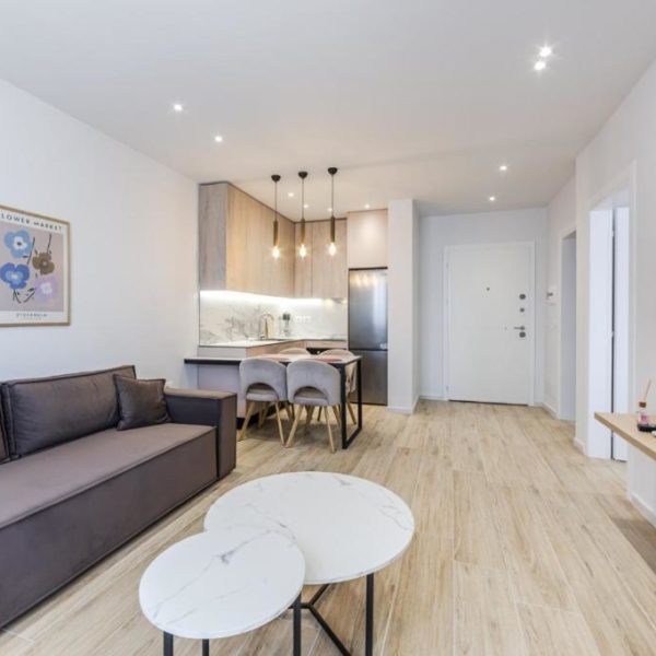 Seasons Apartments