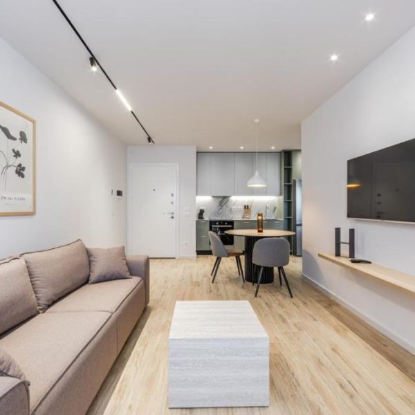 Seasons Apartments