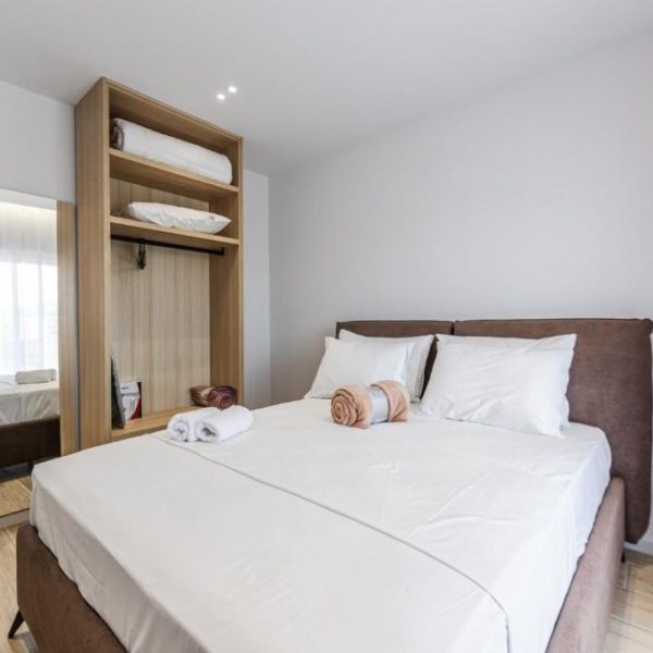 Seasons Apartments