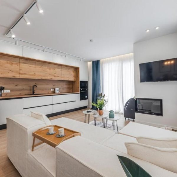Seasons Apartments