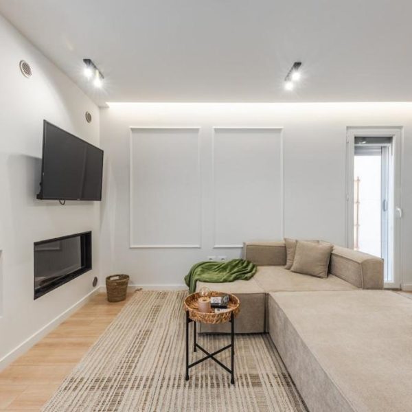 Seasons Apartments