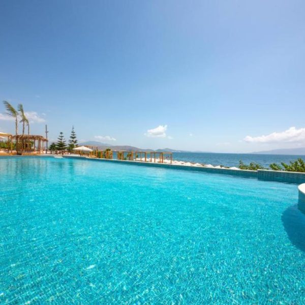 San Angelo Luxury Studios - Adults Only "100m from main resort"