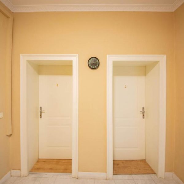 Erik Rooms Tirana