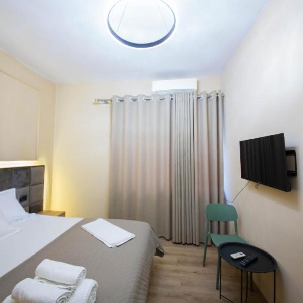 Erik Rooms Tirana