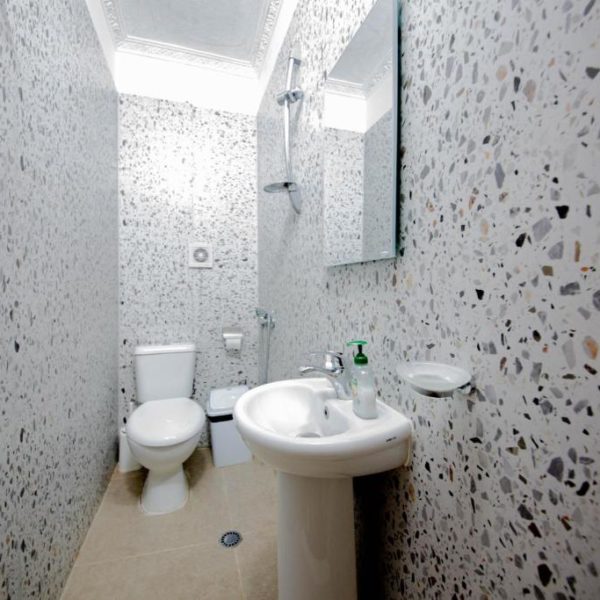 Erik Rooms Tirana