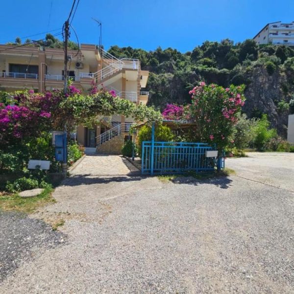 Villa Balili Vlore